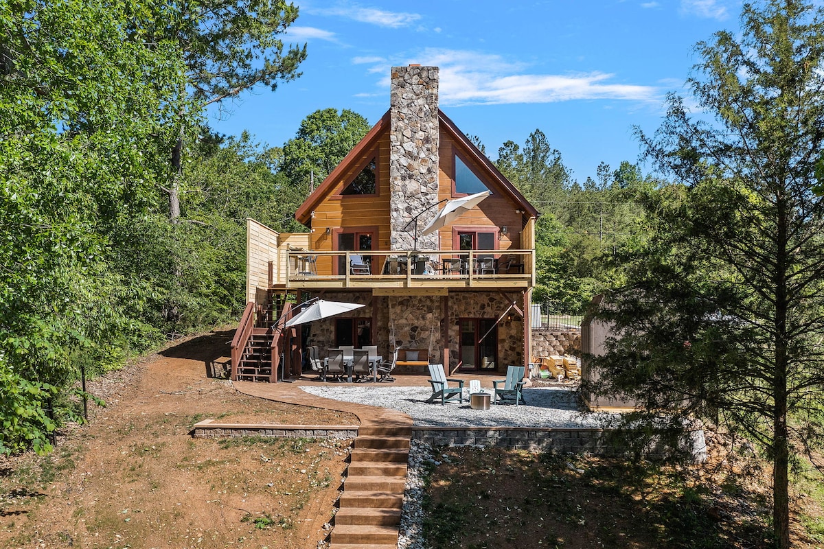 Mountain Island Lake Lodge