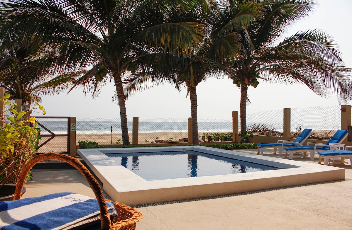 Casa Flor De Coco • Total Privacy on Playa Blanca