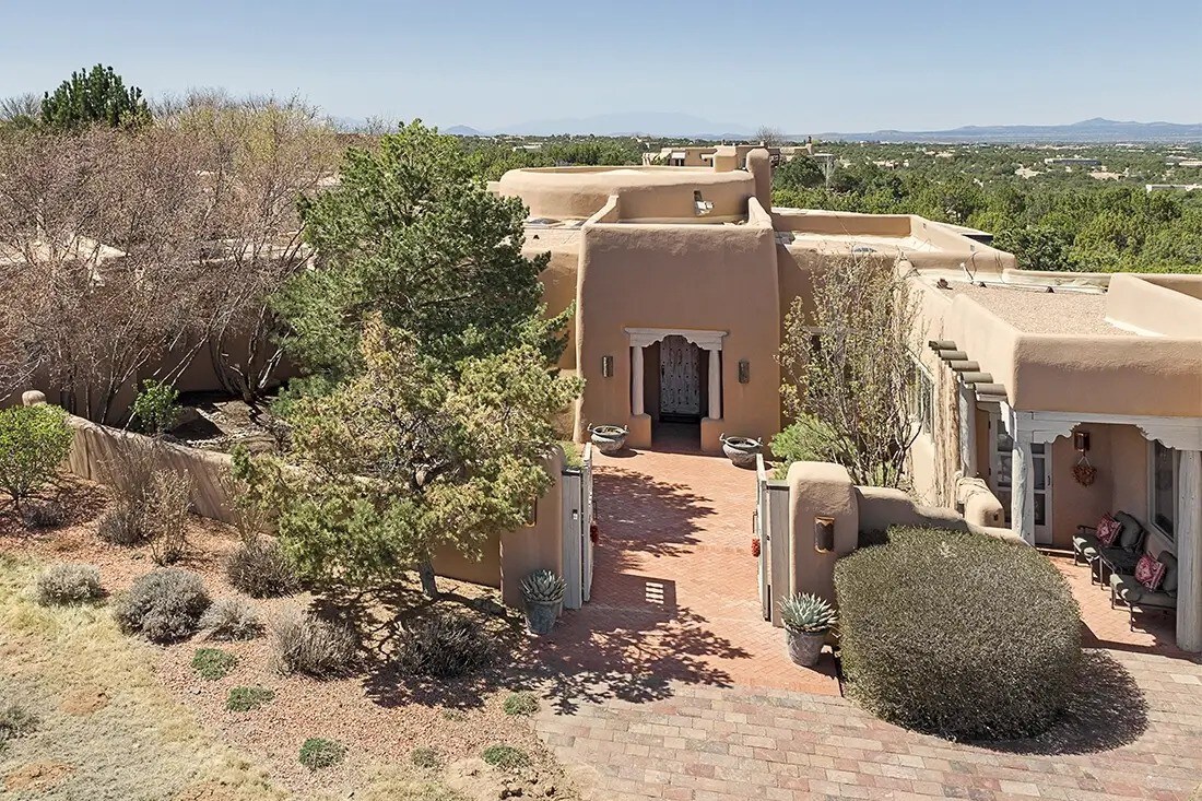 Villa Namaste - Mountain View Home in Santa Fe, NM