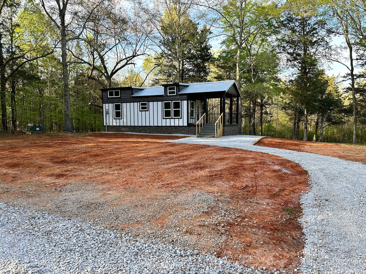 7 Arrows Tiny House