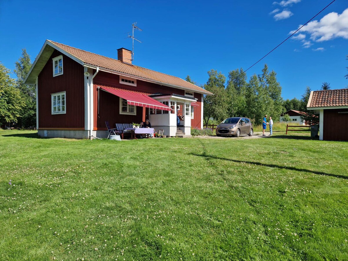 Lakeside Country House