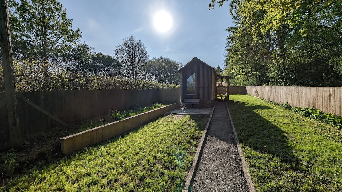 Themba Shepherd's Hut