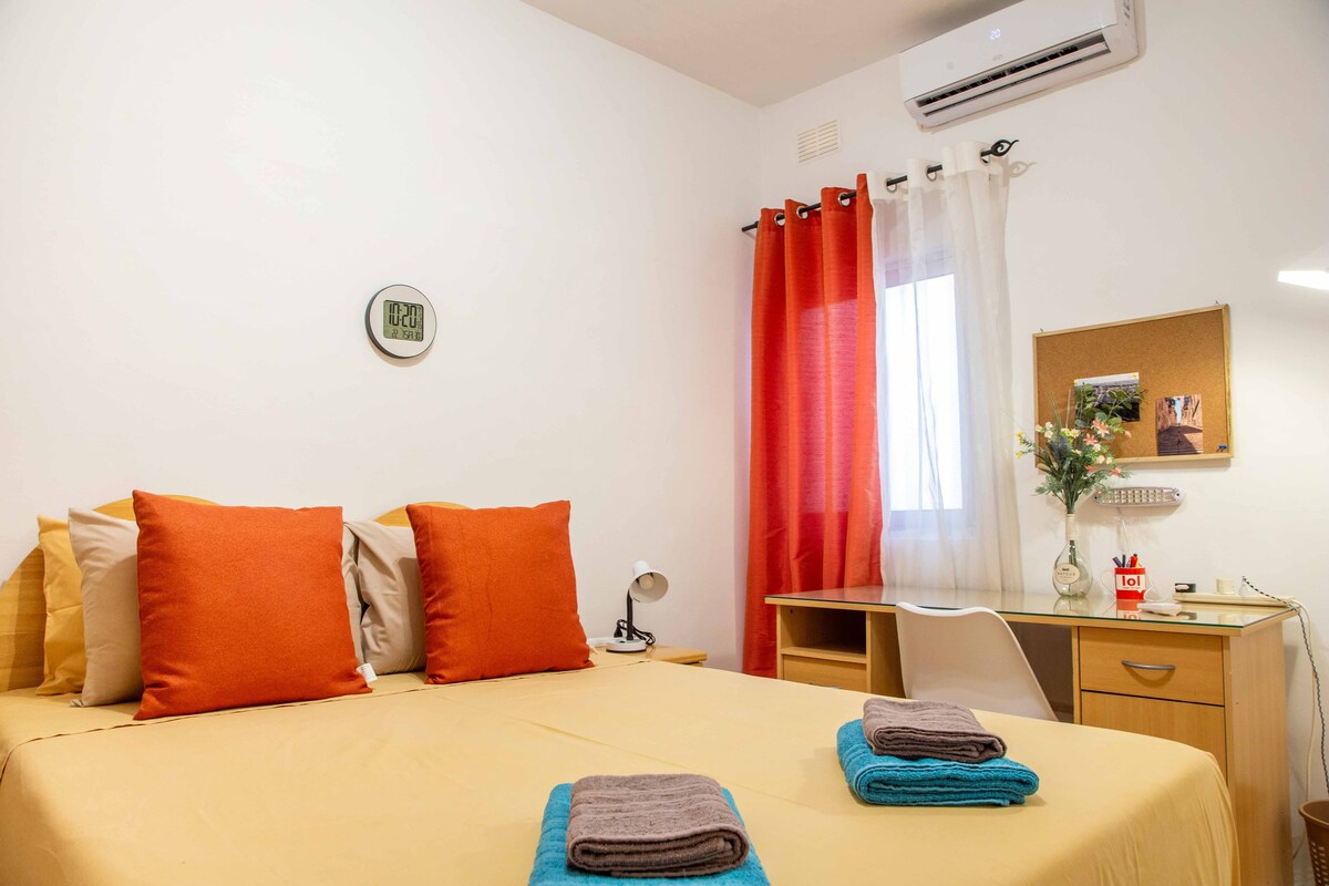 Spacious, Modern 3 Bedroom Apartment - Bugibba