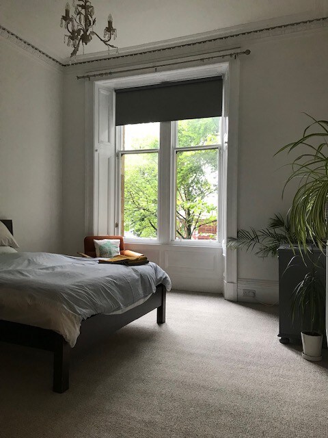 Airy double room in Hillhead, West End, Glasgow