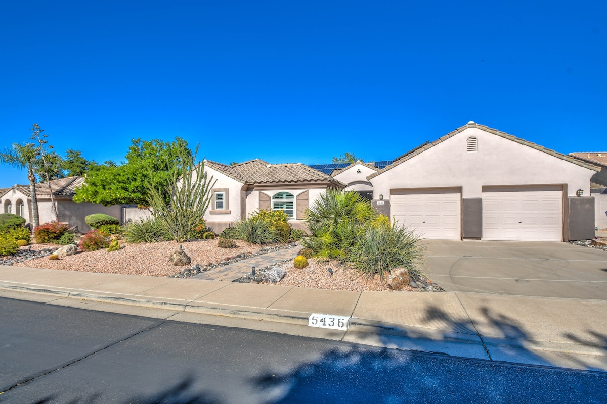 Heated pool, Hot tub, pool table, 4 bedrooms