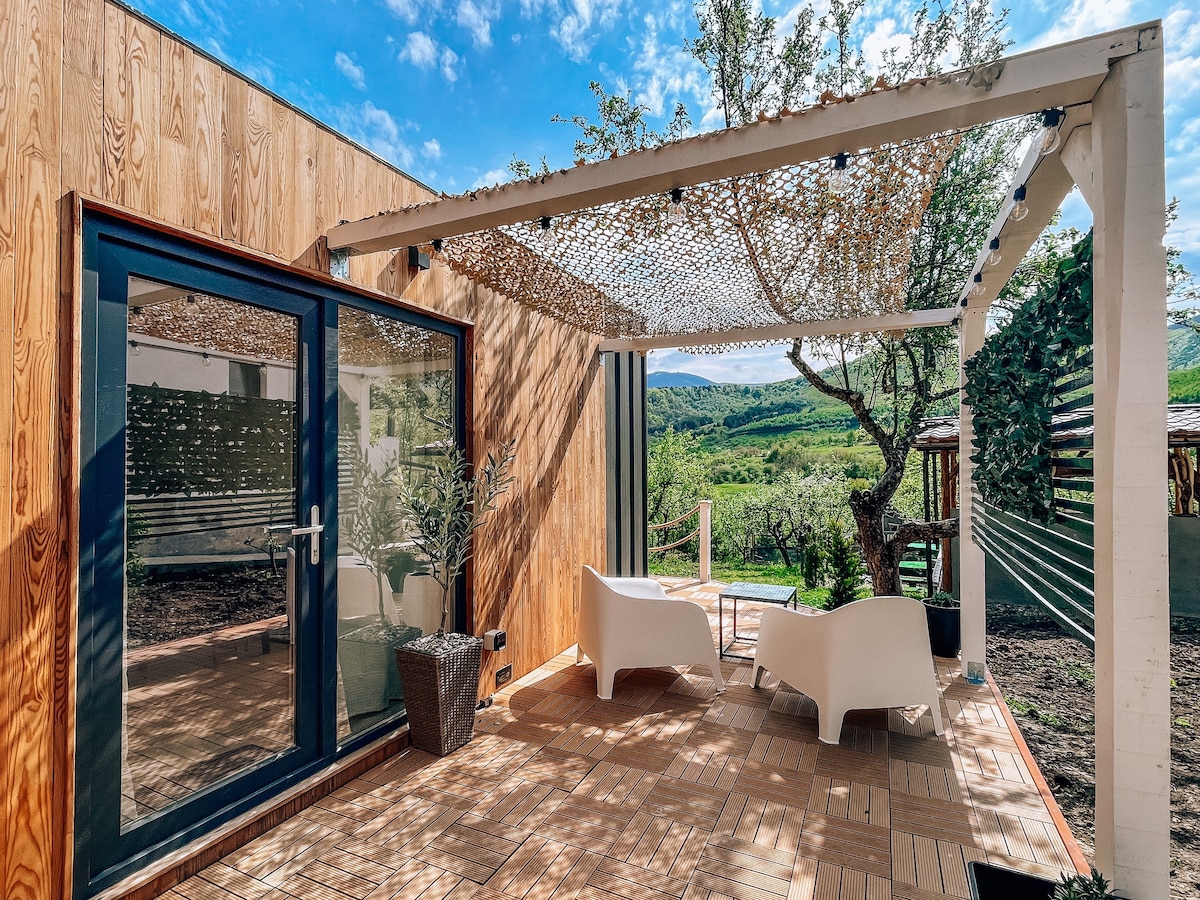 Evergreen - tiny house in the Transylvanian hills