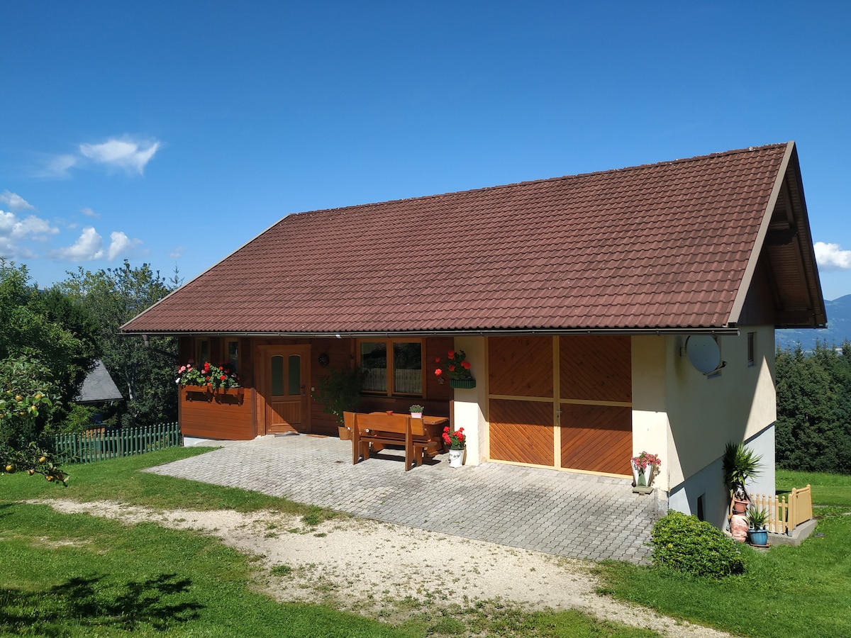 Berg-Panorama-Ferienhaus Margarethe