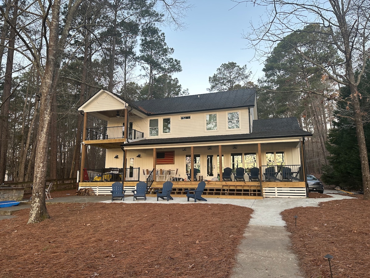 New Listing on Lake Oconee!