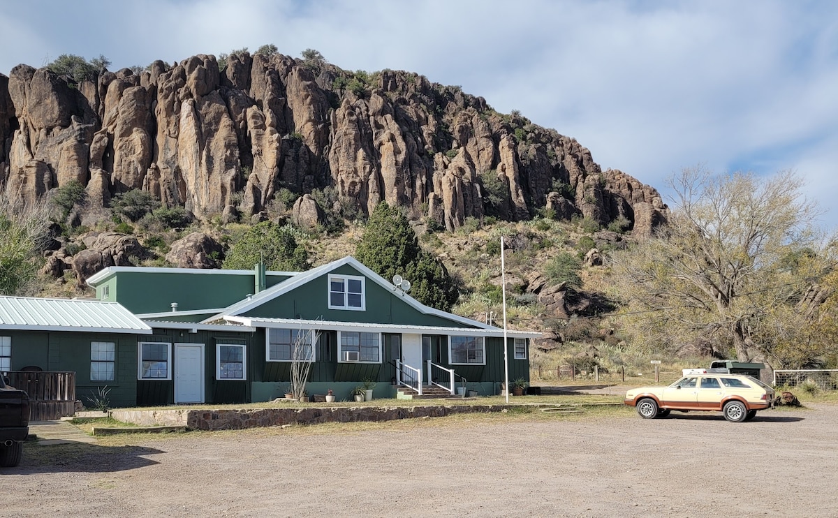 Mountainside Inn All to Yourself