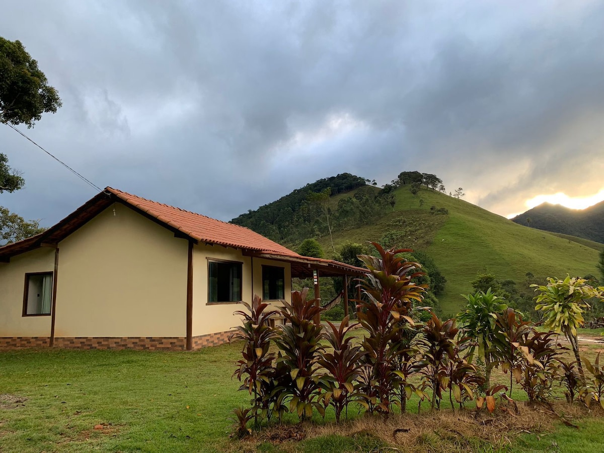 CasAmarela na Serra!  Chalé em Lumiar/Rj