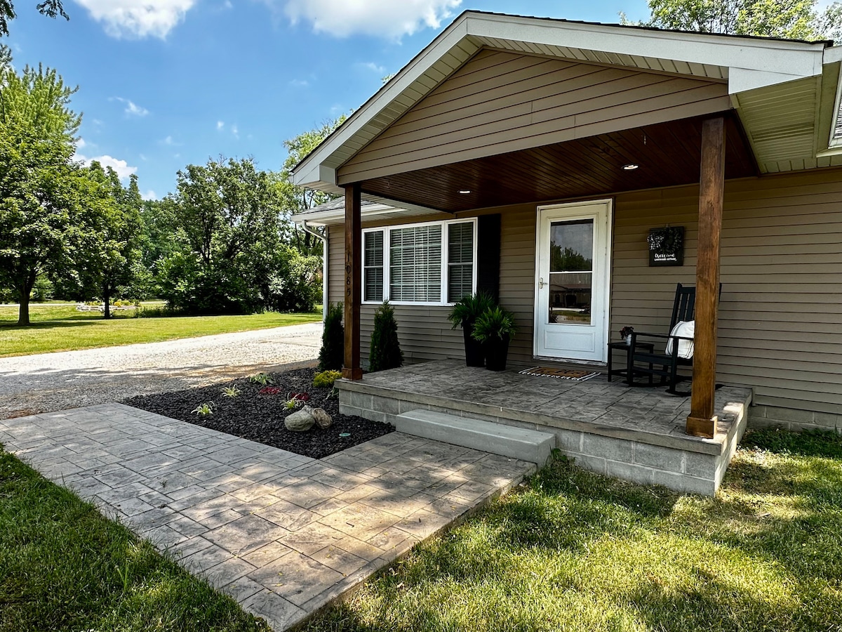 Lakewood Cottage # 2 @ Lake Shelbyville