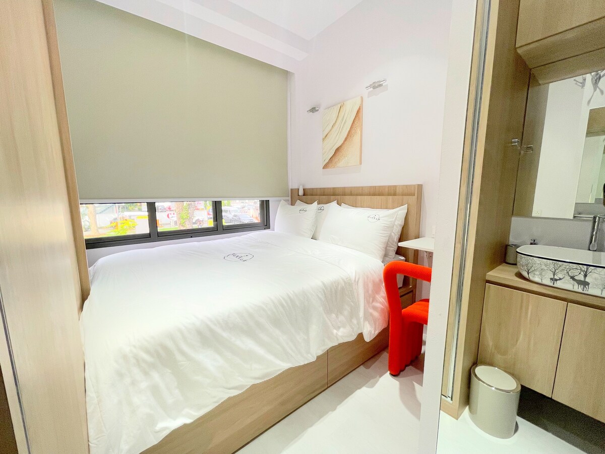 All-inclusive Rent of Fully-furnished Ensuite Room