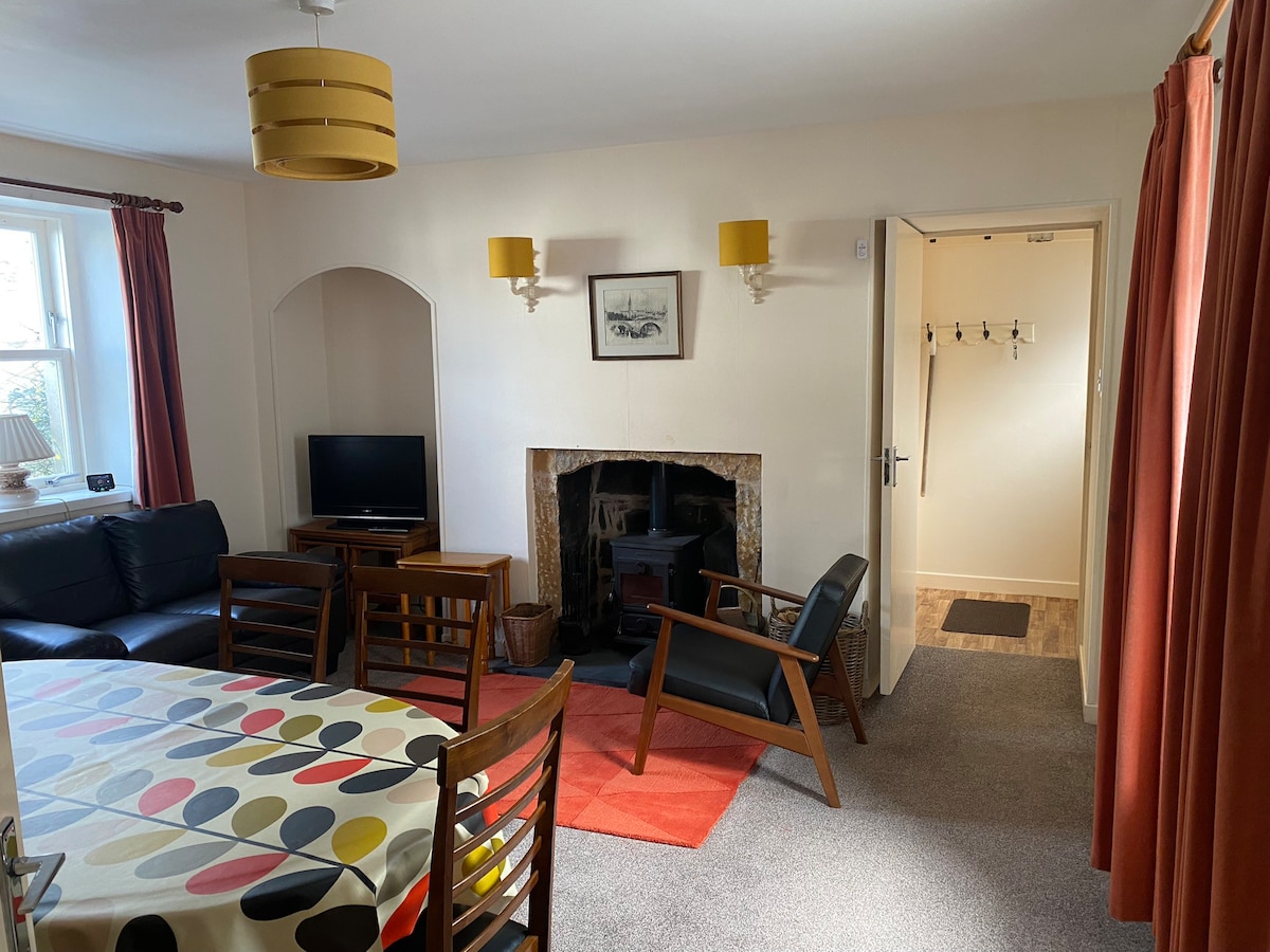 Cottage with views to Findhorn Bay