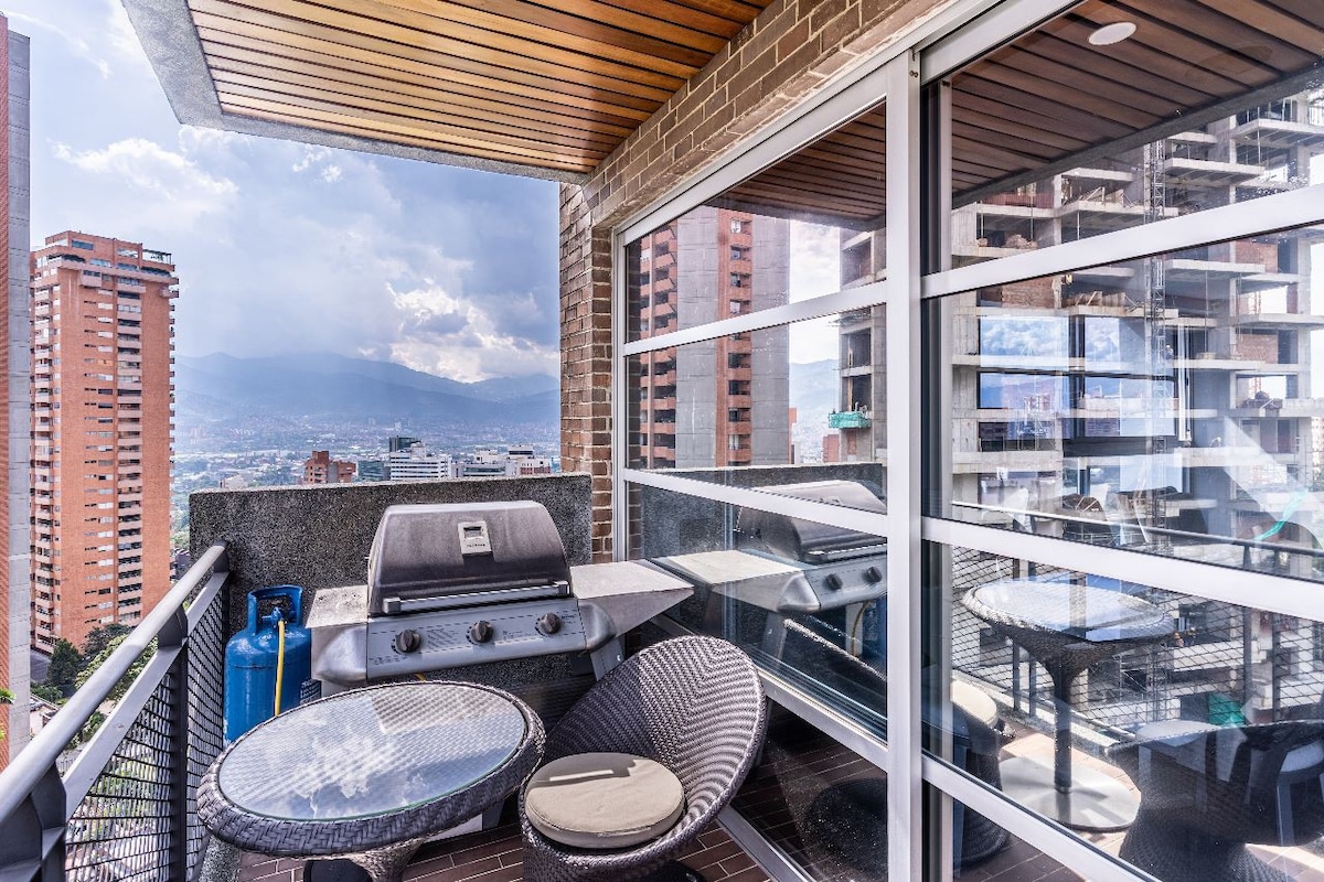 Penthouse in El Poblado with panoramic view