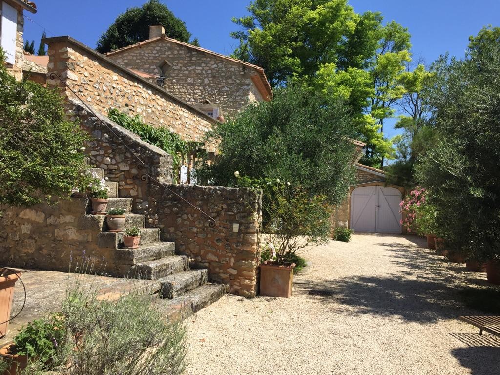 Beautiful traditional Provençal house near Uzes