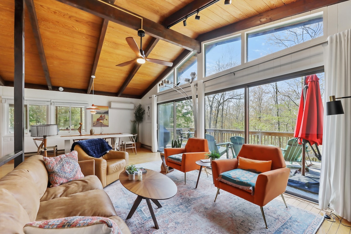 Midcentury Meets Modern on Goose Pond