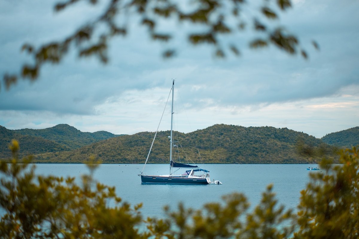 Beneteau Oceanis 48 Sailboat - Coron