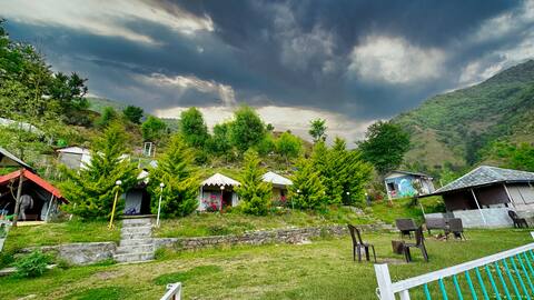 Riverside Camps | Swiss Camps