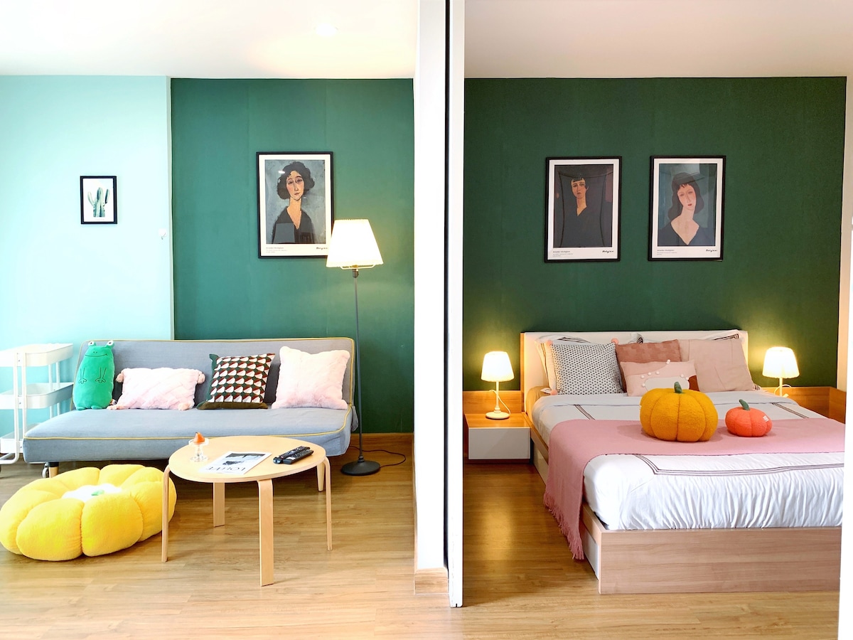 Modigliani Artist Style Apartment @ The Nimmana