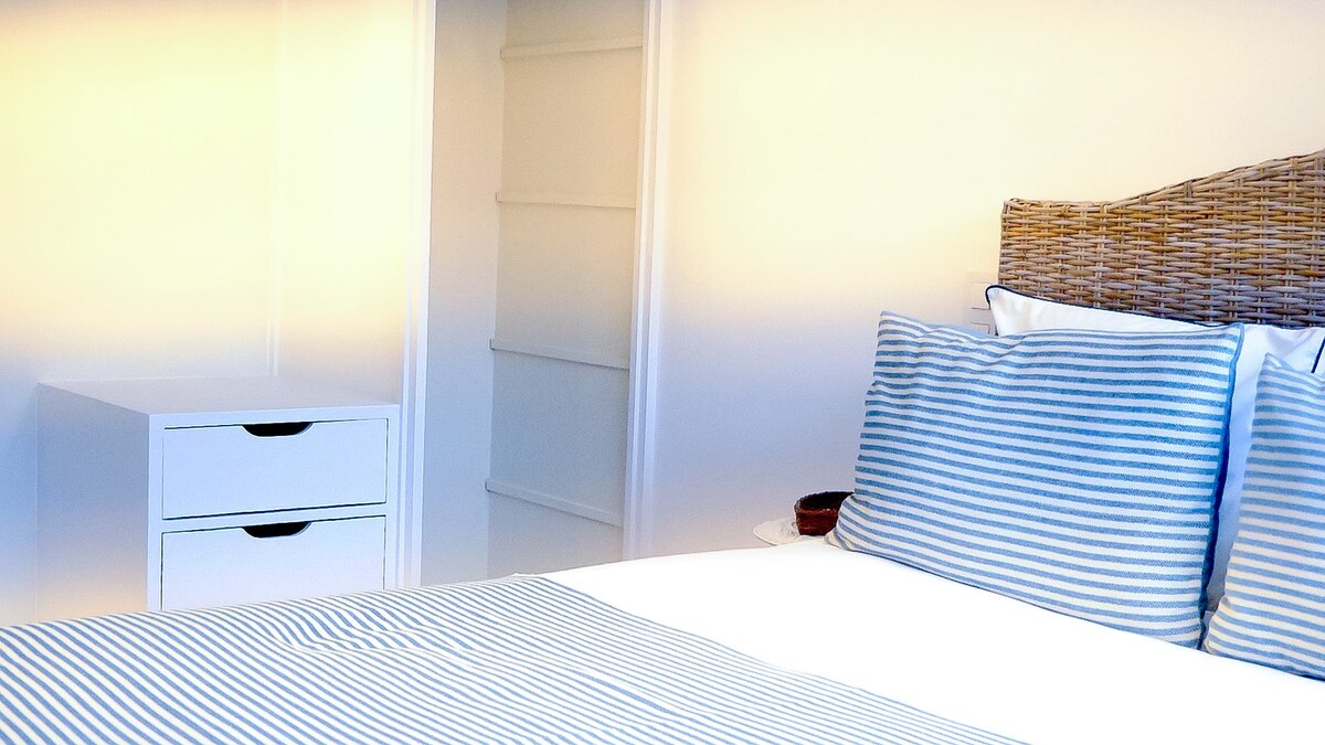 ih2 |床，可供1或2人入住|舒适的床|工作空间