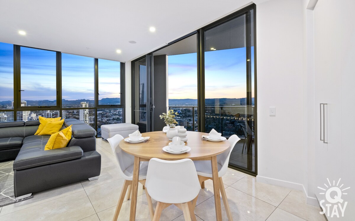 2 Bedroom Penthouse in Surfers Paradise - Q Stay