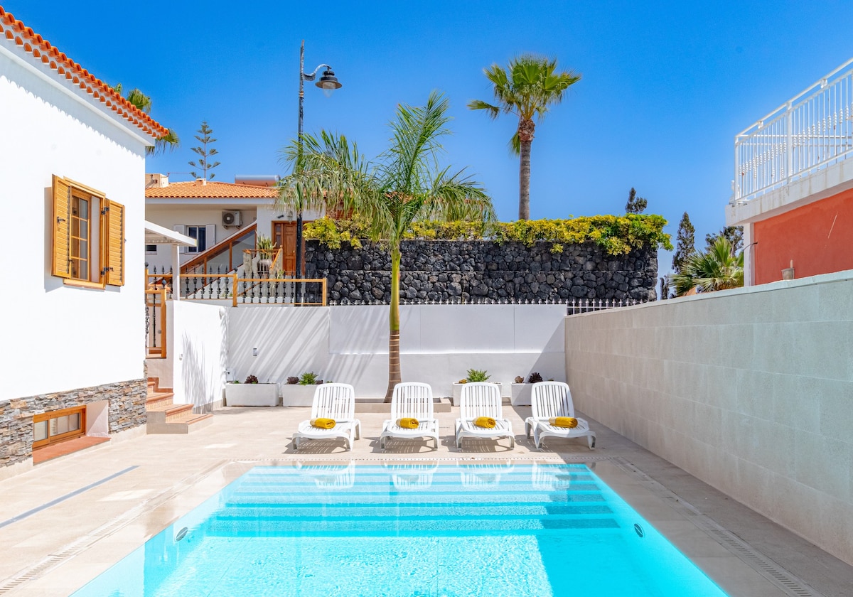 DHT55 - Villa Anastasia by Dream Homes Tenerife