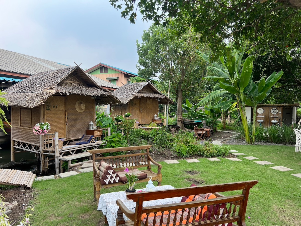 Baan Suan Rim Klong Bang Ramat (Shared Bathroom)