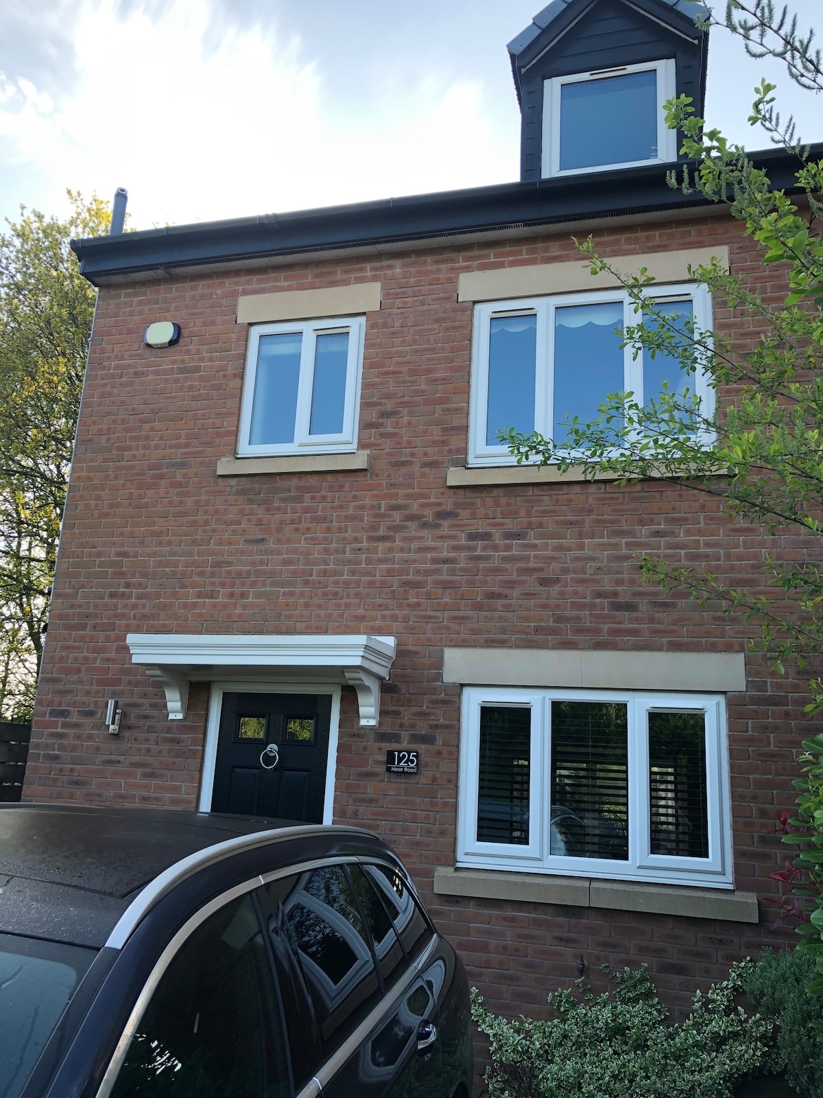 Detached Town House in Wigan