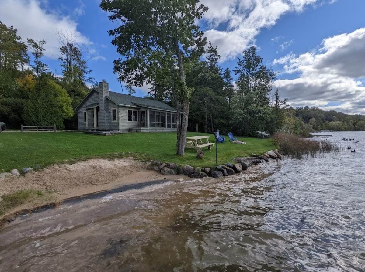 Lake Leelanau: The Story Cottage