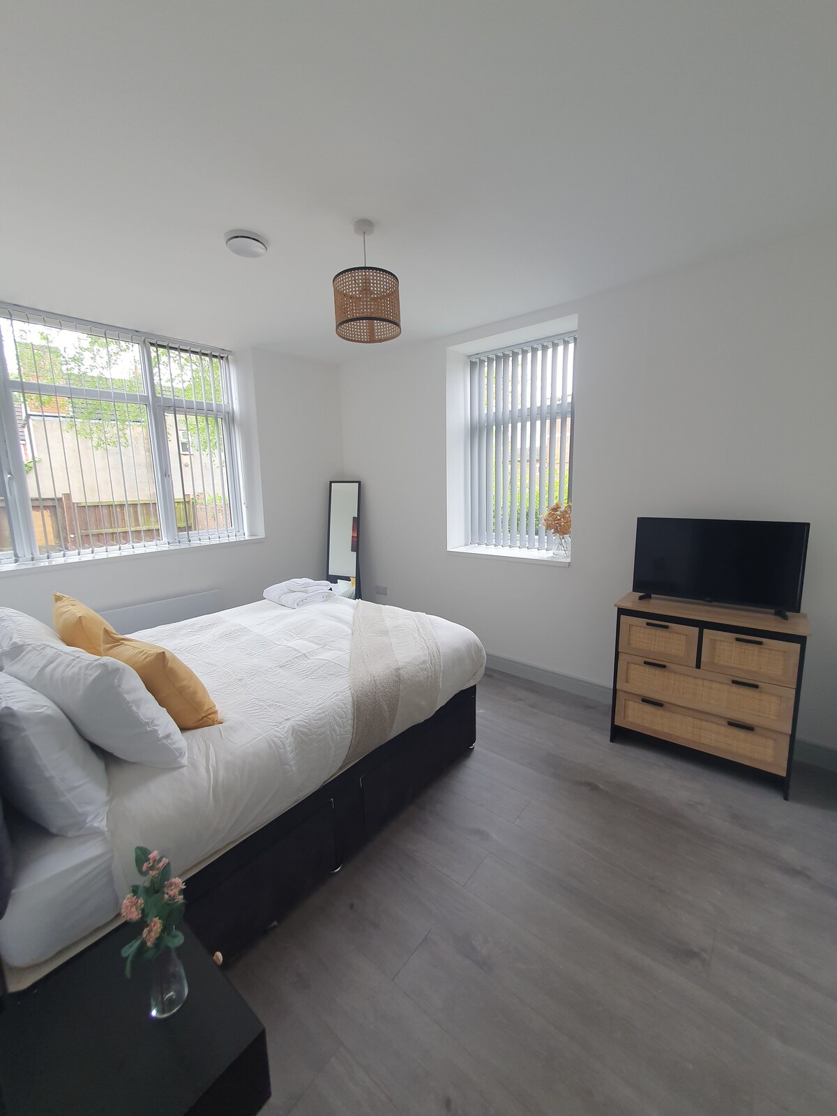 1 bed flat | Sleeps up to 3 | Kettering