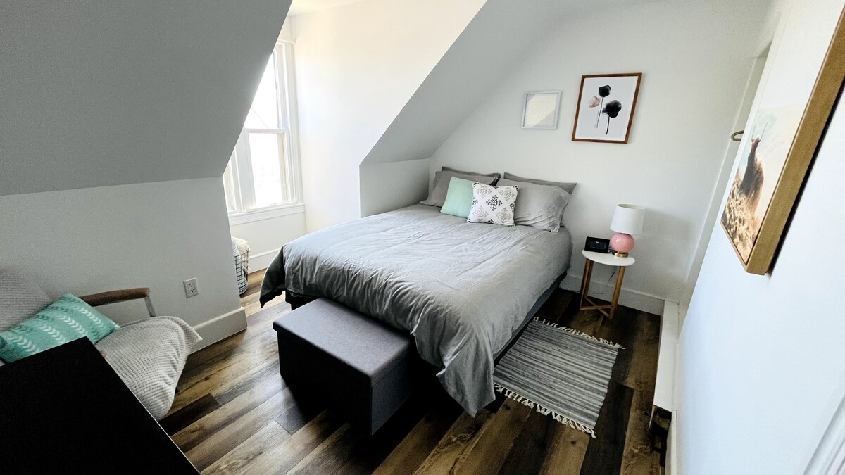 Cute Loft in Downtown Summerside