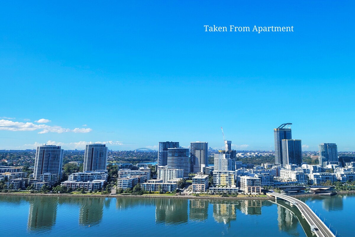 Bay-side Bliss | Amazing Harbour Bridge Views