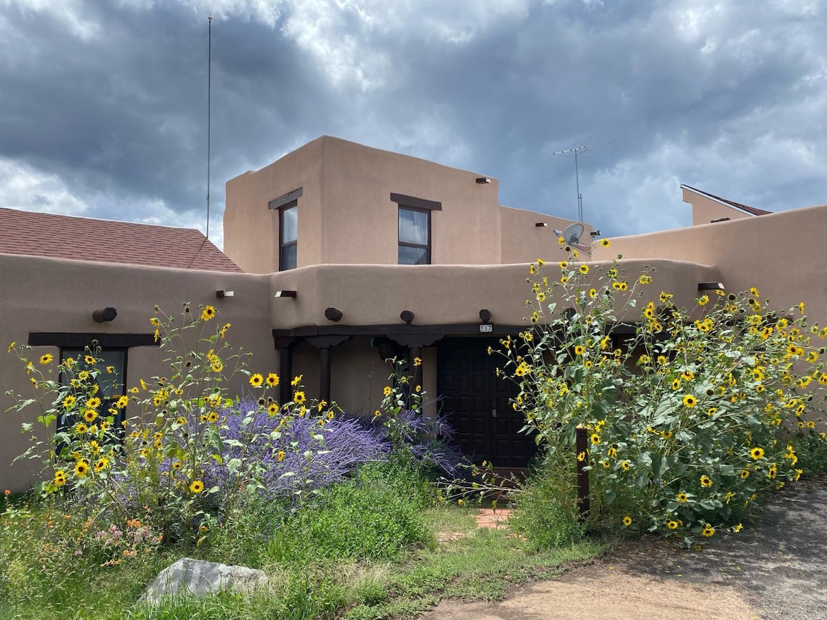 Casa Anaya
In Monzano Mountains