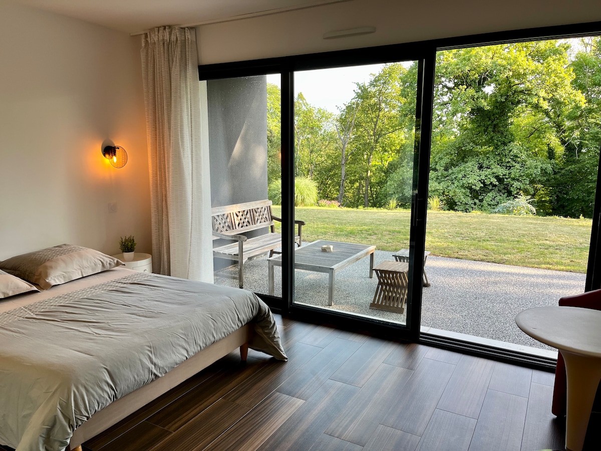 Bel appartement sur jardin avec vue forêt