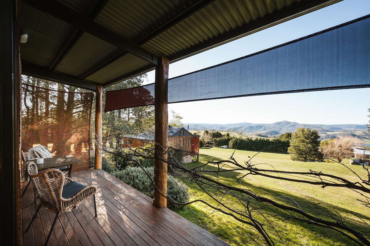 Seclusions - Redgum log cabins