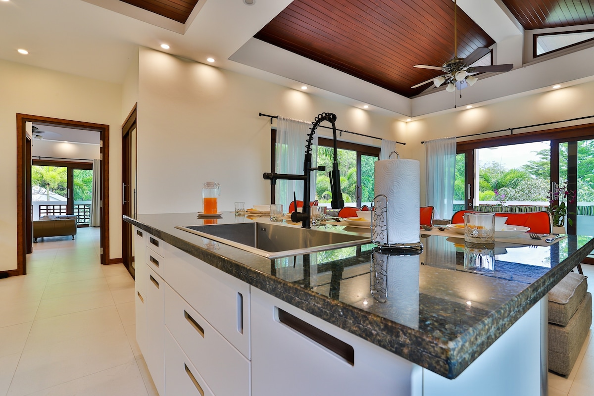 Sriprai泳池别墅- Cliff Haven Villa Krabi