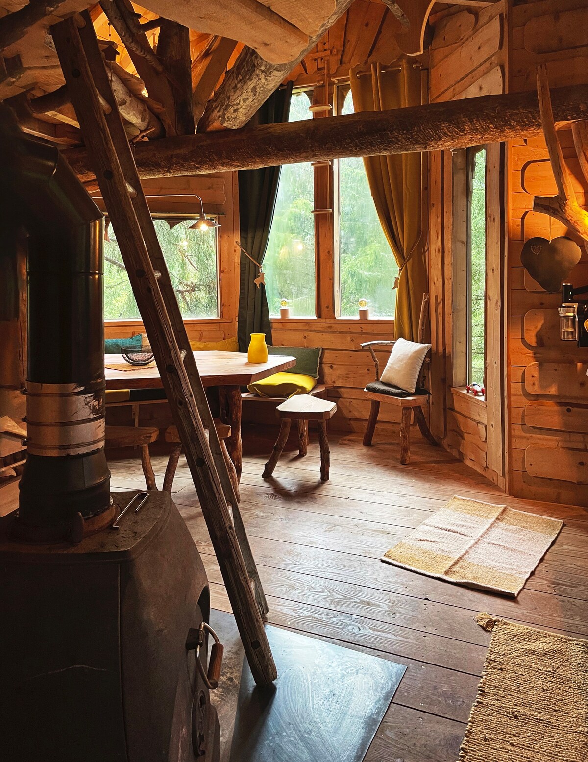 Charmante cabane perchée