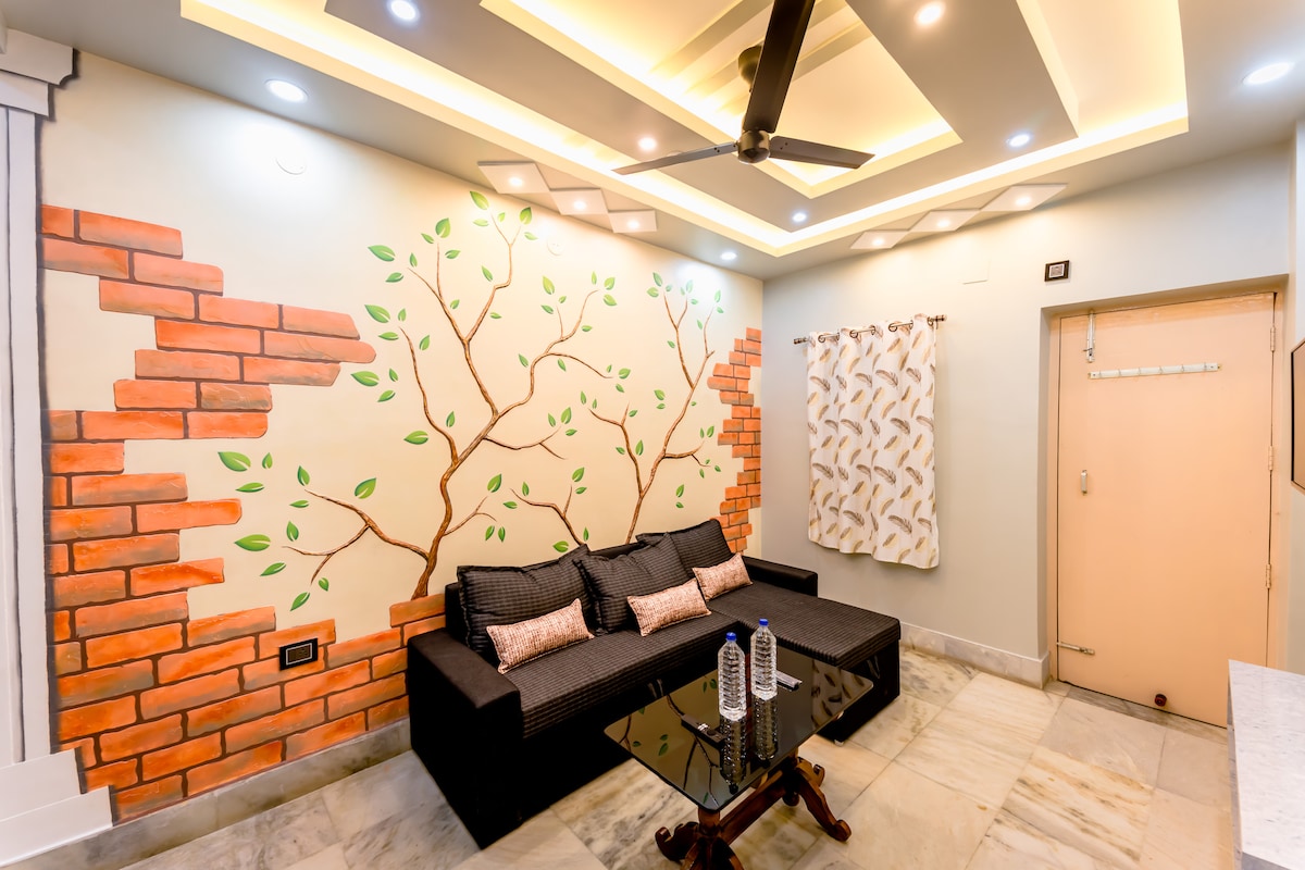 1Bhk Flat Nr swargadwar w/ AC+kitchen+Wifi+Parking