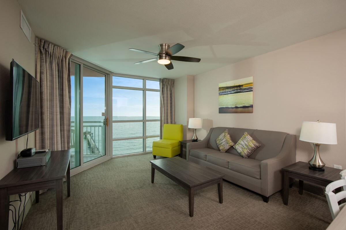 Prince Resort - Oceanfront 2BR with 4 Doubles