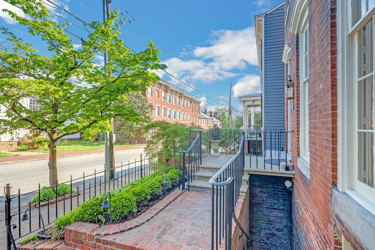 Historic Petersburg Row Home