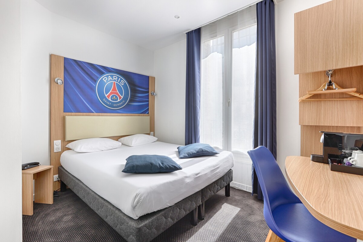 Superb 2-bed room at the gates of Paris