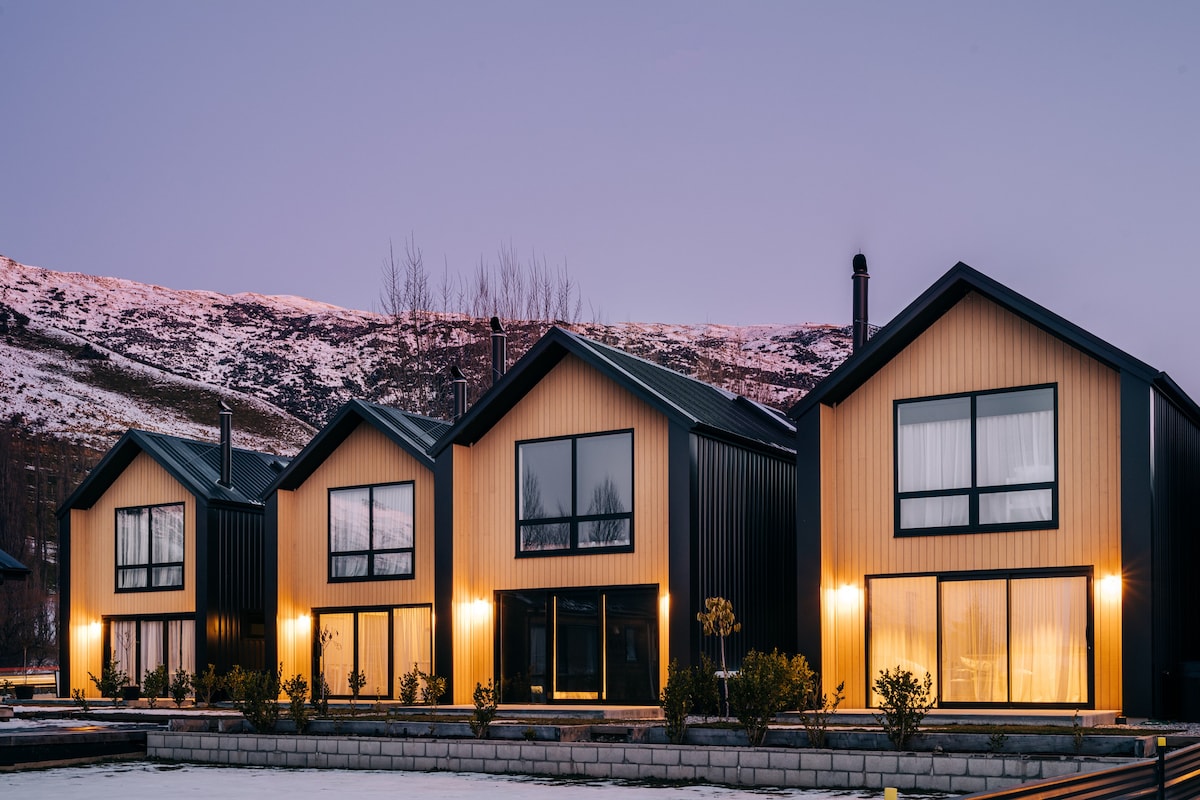 Modern Cardrona Ski Apartment