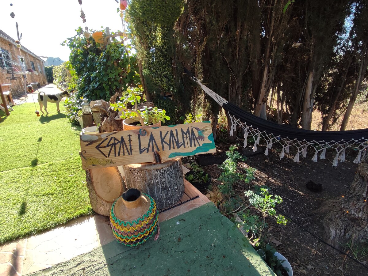 Casa aislada con tipi, ideal para grupos y retiros