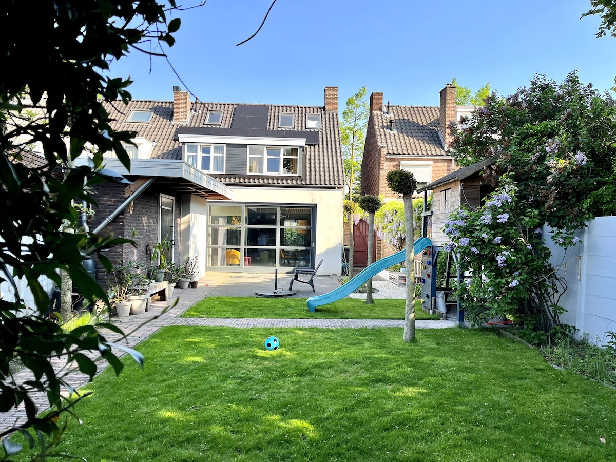 位于繁华的Oisterwijk ，适合儿童入住的房源。