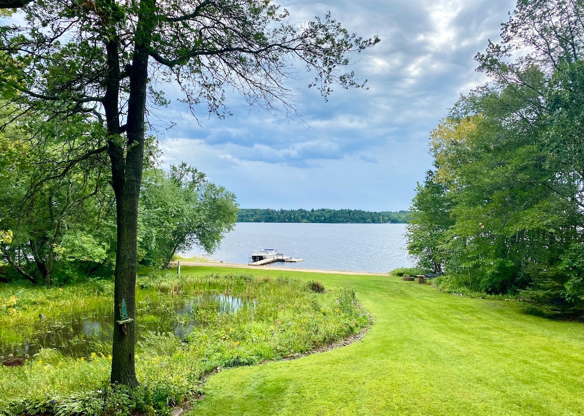 Lakeside Living-Sandy beach, Bonfires, ATV Trails