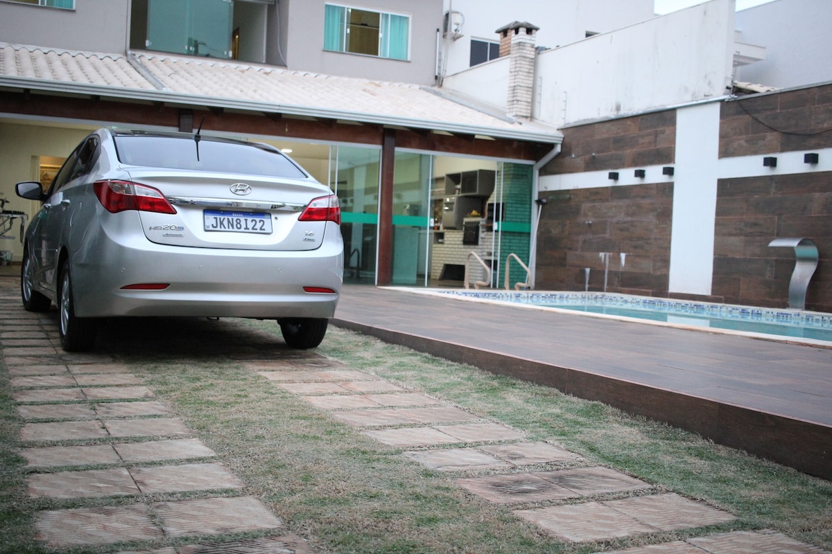 Linda residência em bairro nobre