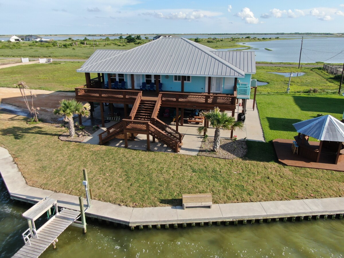 Relaxing Copano bayfront house near Rockport