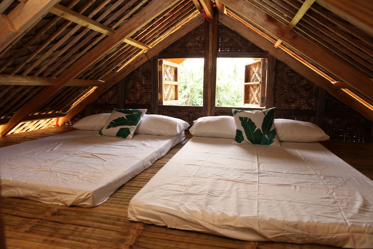 Camp Irog's Spacious Bamboo Hut (Irog Nook)