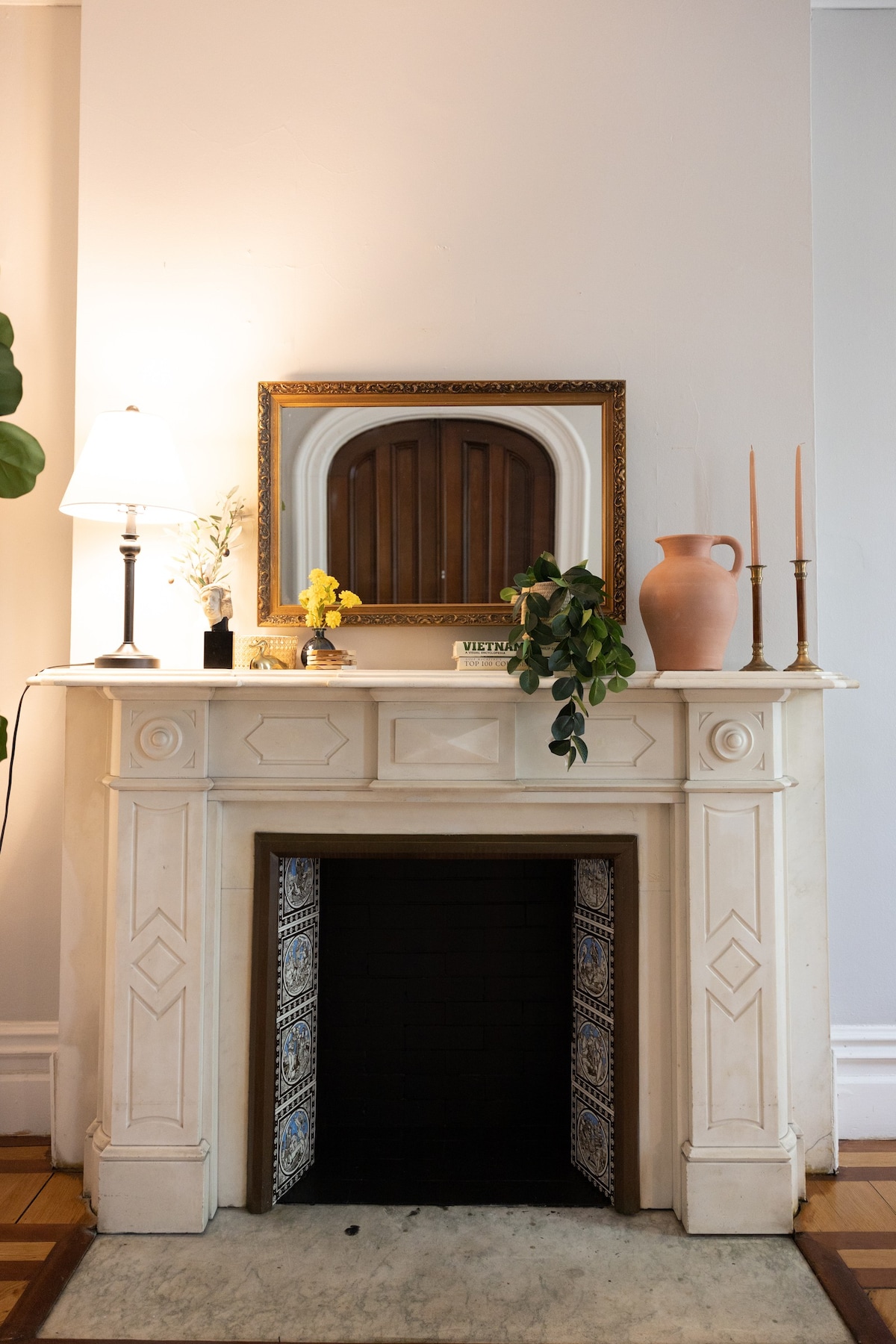 Charming Apt. with Marble Mantel
