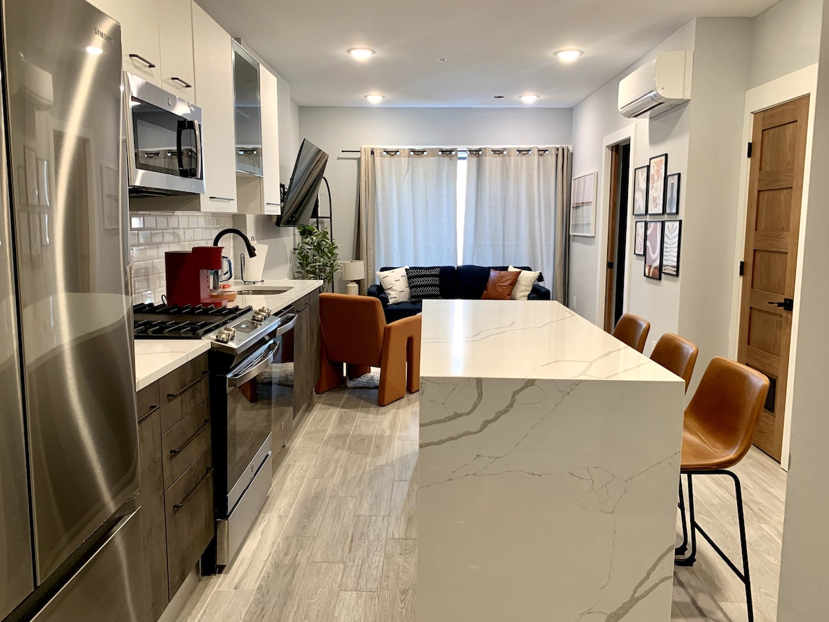 Abode2 1BR/1BA with easy NYC access